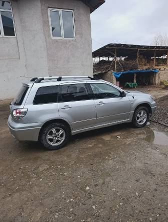 Mitsubishi Outlander I 2.0 MT 4WD