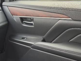 Mitsubishi Delica V 2.3d CVT 4WD