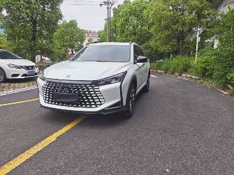 Dongfeng Aeolus Yixuan GS 1.5 AMT