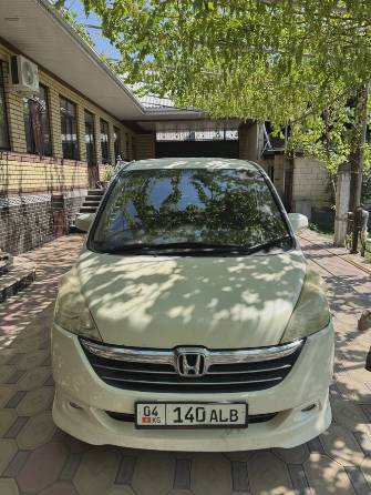 Honda Stepwgn III 2.0 AT