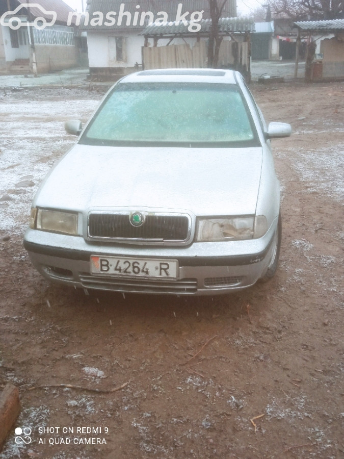 Skoda Octavia I (A4) 1.6 MT