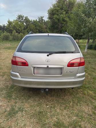 Toyota Avensis I Рестайлинг 1.8 MT