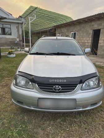 Toyota Avensis I Рестайлинг 1.8 MT