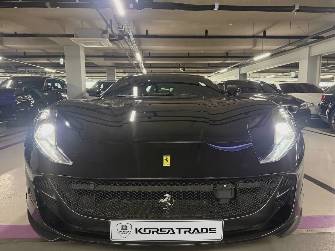 Ferrari 812 Superfast 6.5 AMT