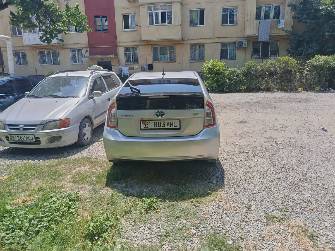 Toyota Prius III Рестайлинг (XW30) Plug-in Hybrid 1.8hyb AT