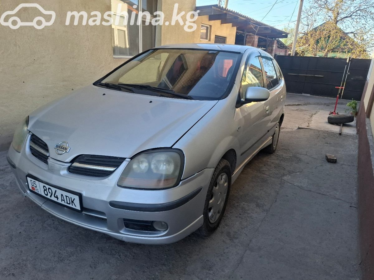 Nissan Almera Tino 1.8 MT