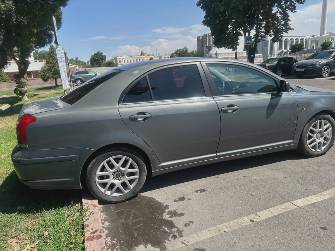Toyota Avensis II 1.8 MT
