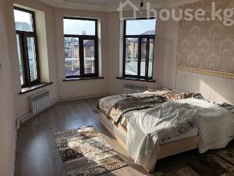 Дом, 5-комн., 150 м2
