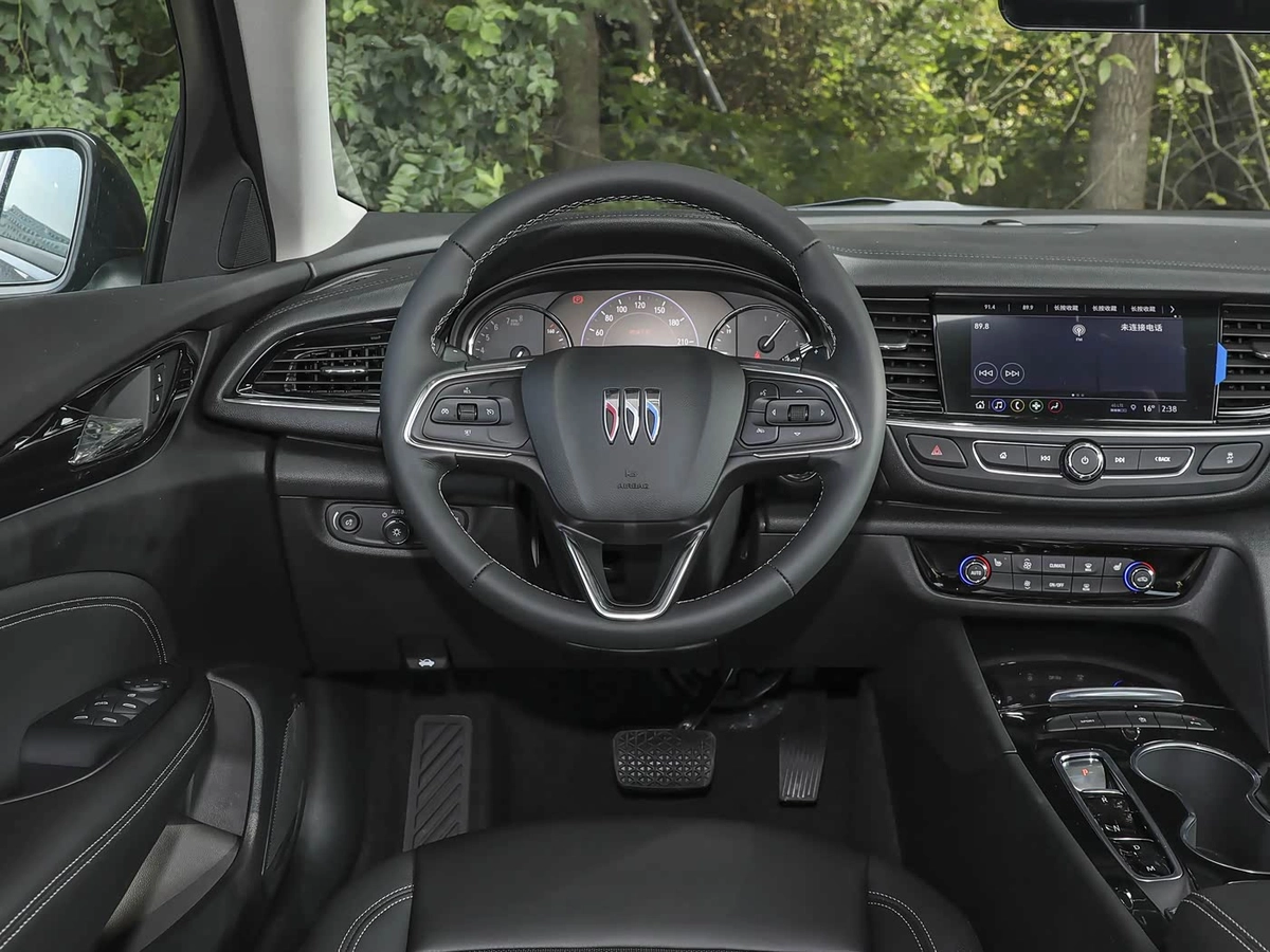 Buick Verano I 2.0 AT