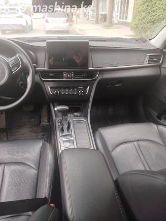 Kia K5 II 2.0 AT