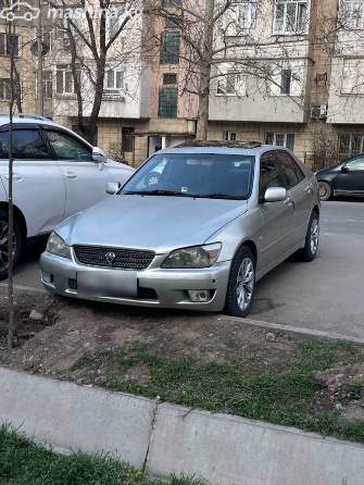 Lexus IS I 200 2.0 AT