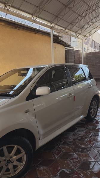 Toyota Ist I 1.5 AT 4WD