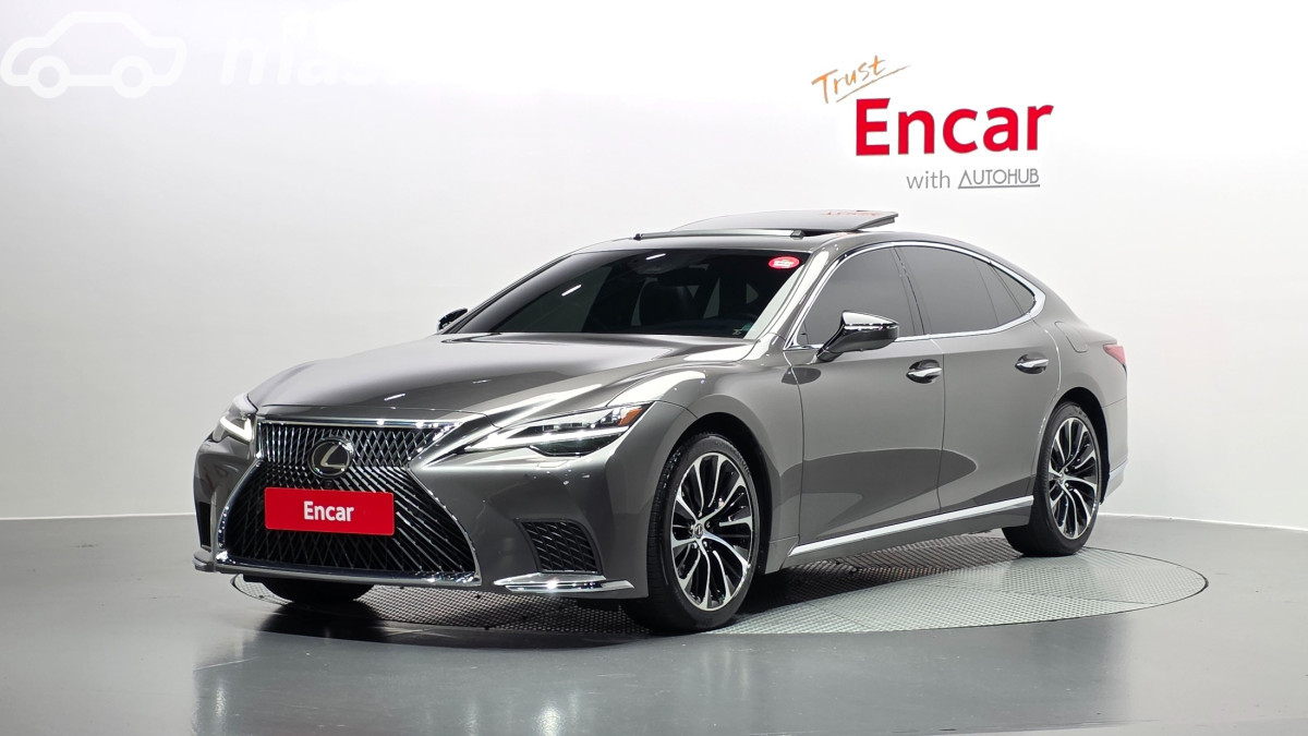 Lexus LS V Рестайлинг 500h 3.5hyb AT 4WD