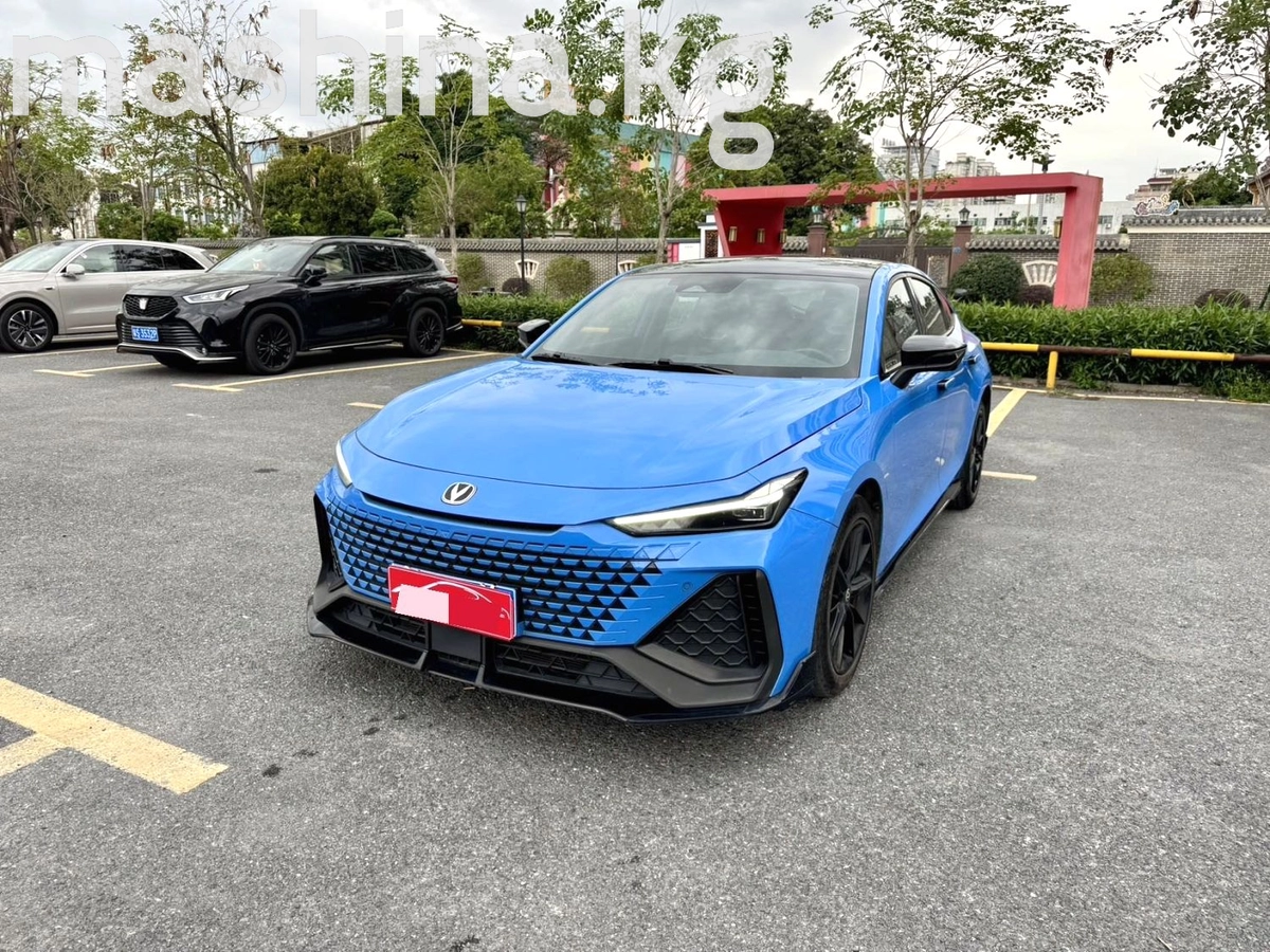 Changan UNI-V 2.0 AT
