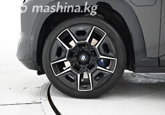 BMW XM 4.4hyb AT 4WD