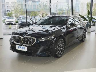 BMW i5 eDrive35L Electro AT