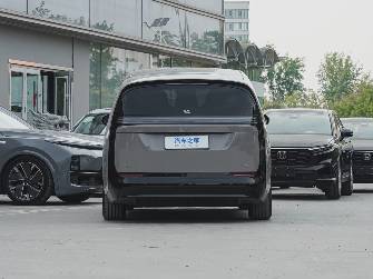 LiXiang Mega 102.7 kWh Electro AT 4WD