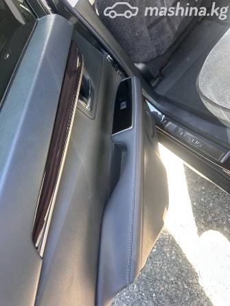 Lexus ES VI Рестайлинг 300h 2.5hyb CVT