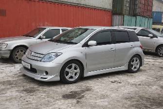 Toyota Ist I 1.3 AT