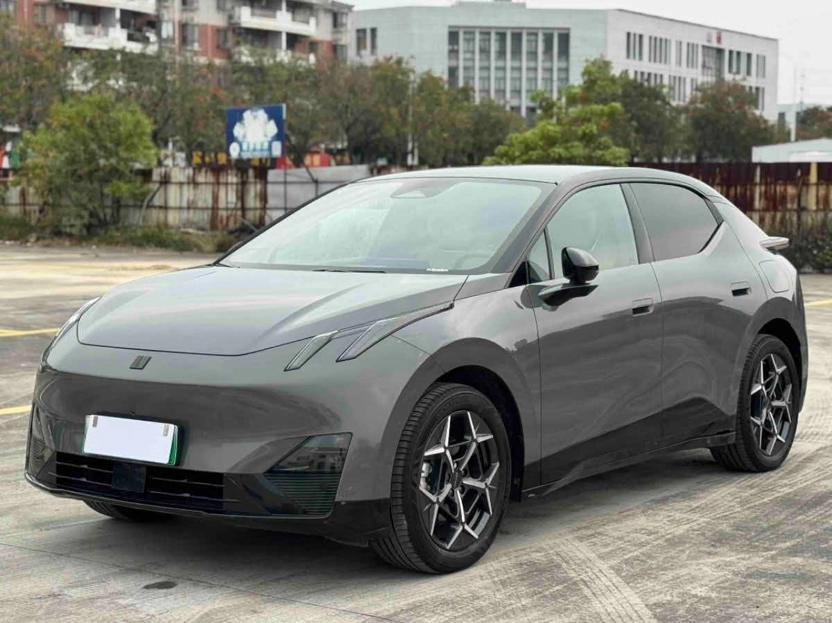 Lynk & Co Z20 Electro AT