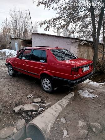 Volkswagen Jetta II 1.8 MT