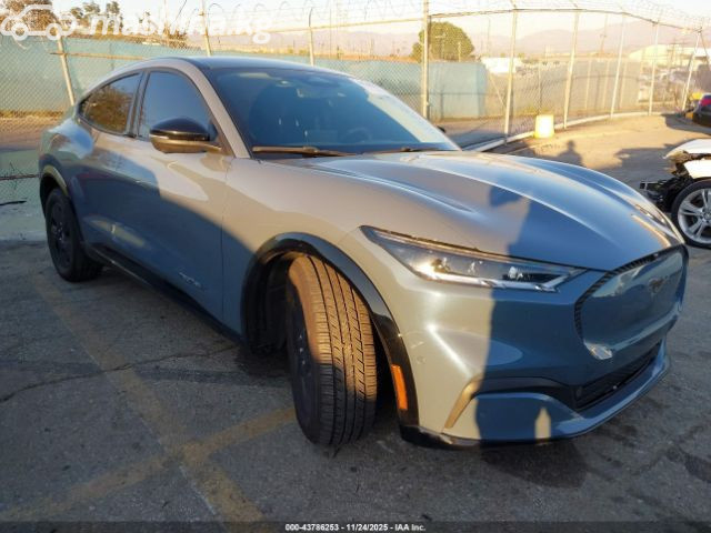 Ford Mustang Mach-E I 98 kWh Electro AT 4WD