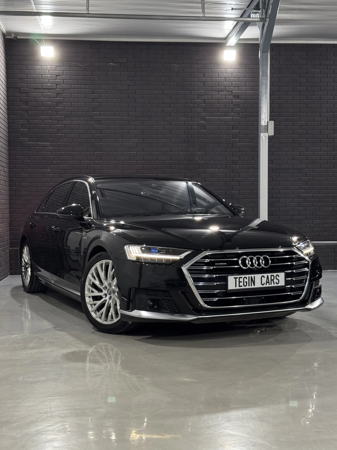Открыть фото Audi A8 IV (D5) 55 TFSI 3.0 AT 4WD