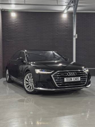 Audi A8 IV (D5) 55 TFSI 3.0 AT 4WD