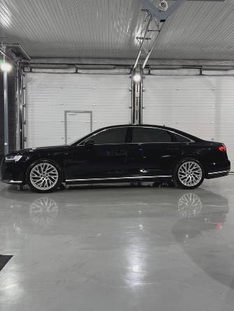 Audi A8 IV (D5) 55 TFSI 3.0 AT 4WD