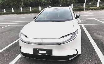 Toyota bZ5 Electro AT