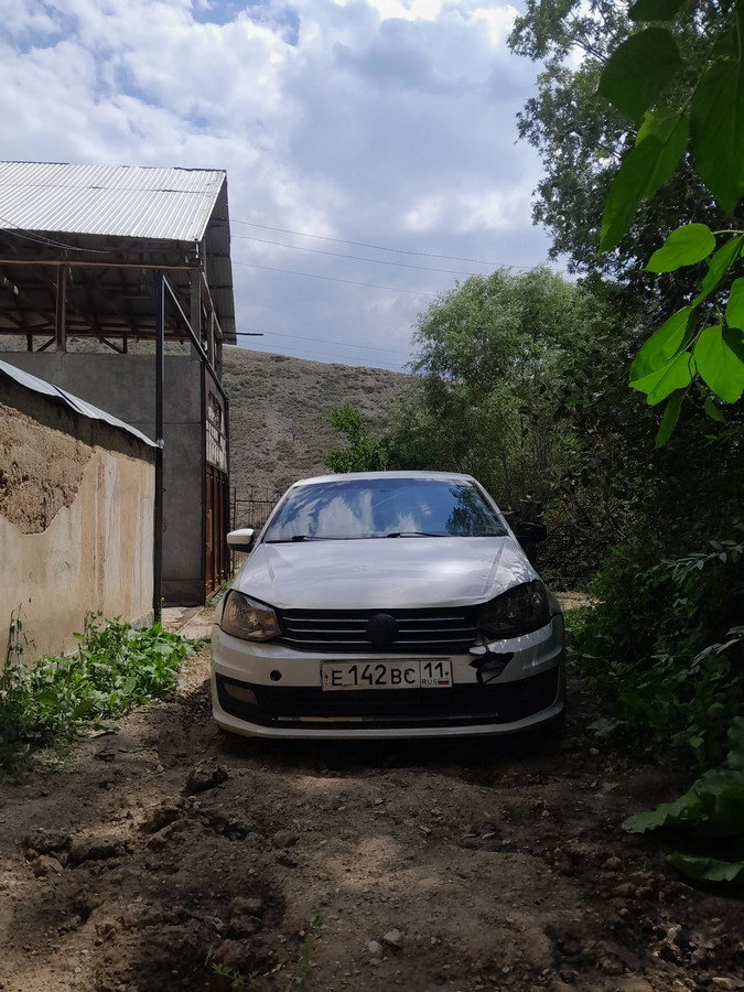 Открыть фото Volkswagen Polo V Рестайлинг 1.6 AT