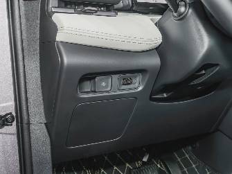 Lynk & Co 6 Lynk & Co 06 I Рестайлинг 1.5 AMT