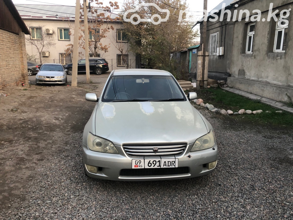 Открыть фото Toyota Altezza 2.0 AT