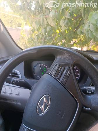 Hyundai Sonata VII (LF) 2.0hyb AT