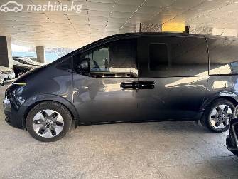 Hyundai Staria 2.2d AT 4WD