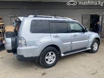 Mitsubishi Pajero IV 3.0 AT 4WD
