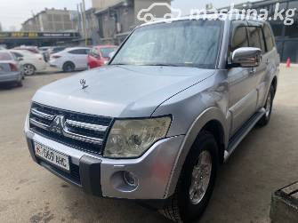 Mitsubishi Pajero IV 3.0 AT 4WD