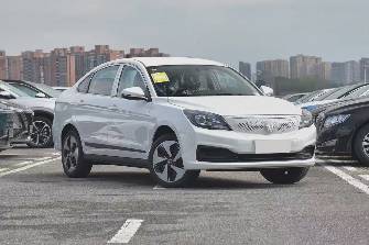Dongfeng Aeolus E70 48.4 kWh Electro AT