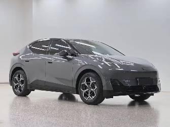 Lynk & Co Z20 Electro AT