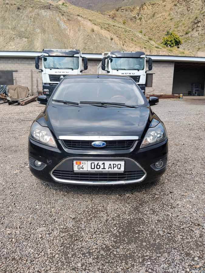 Открыть фото Ford Focus II Рестайлинг 1.6 AT
