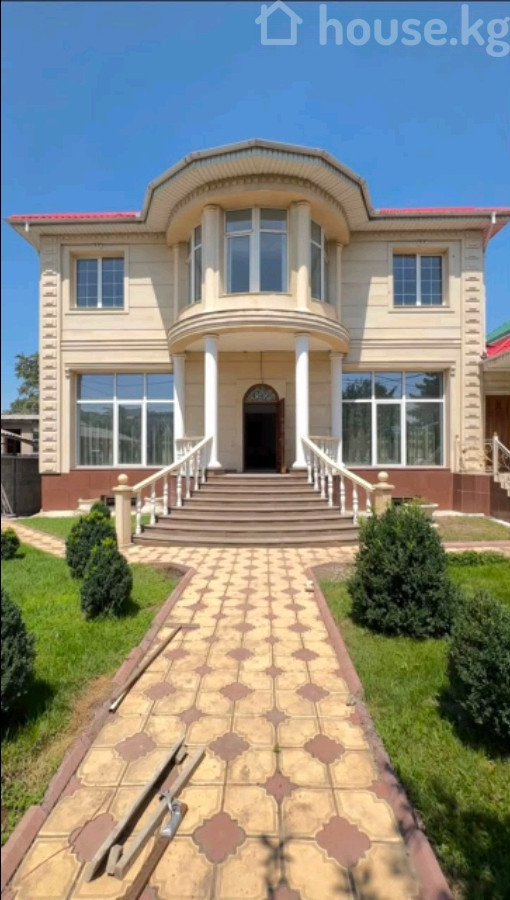 Дом, 5-комн., 298 м2