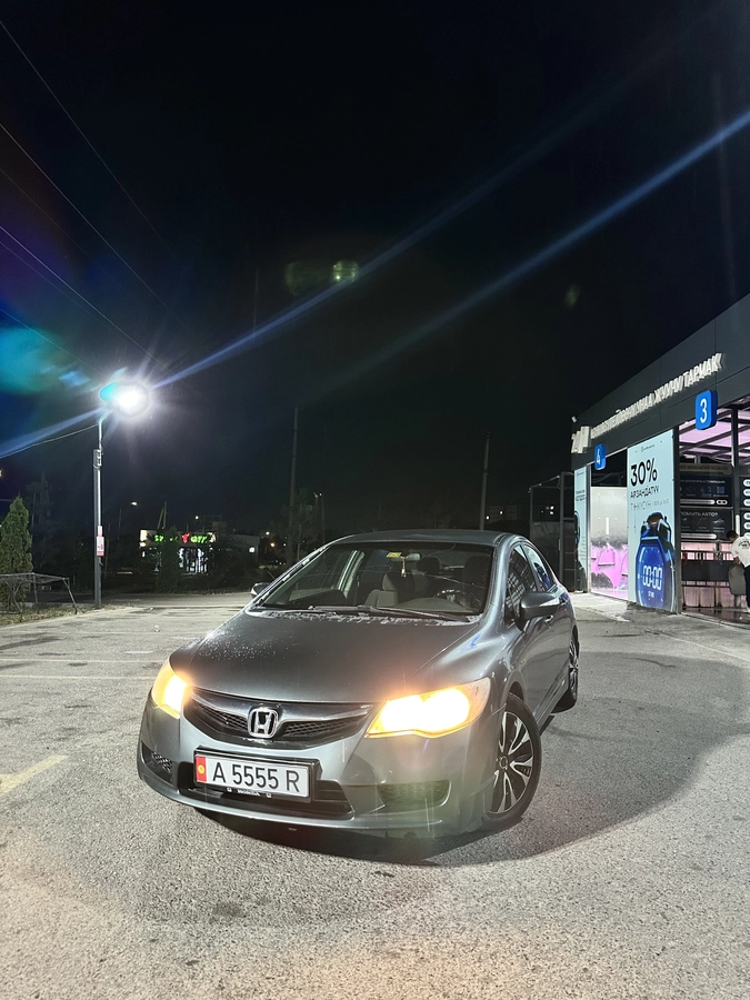 Honda Civic VIII Рестайлинг 1.8 AT
