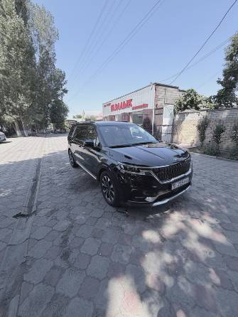 Kia Carnival IV 2.2d AT