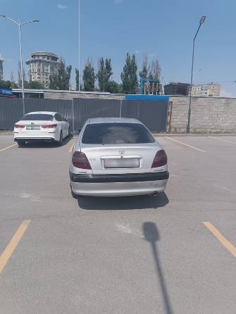 Toyota Avensis I 2.0 AT