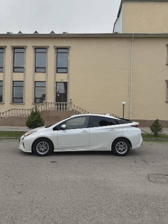 Toyota Prius IV (XW50) 1.8hyb CVT