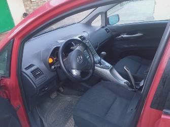 Toyota Auris I 1.5 CVT