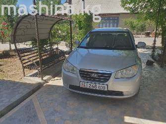 Hyundai Avante IV 1.6 AT