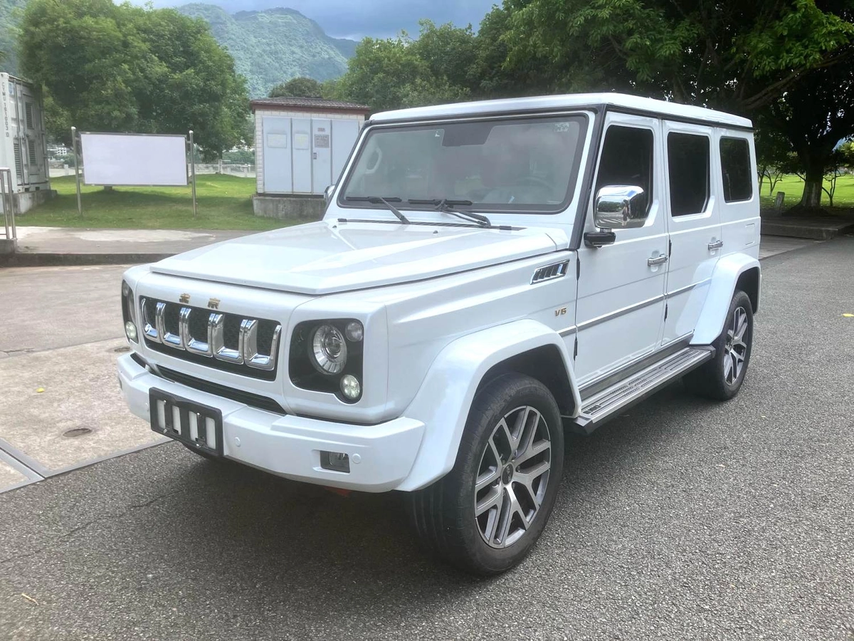 Открыть фото BAIC BJ80 3.0 AT 4WD