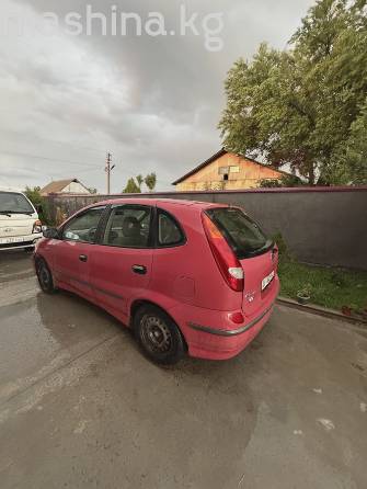 Nissan Almera Tino 1.8 MT