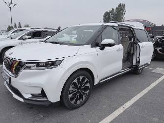Kia Carnival IV 2.2d AT